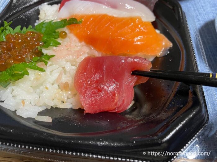 魚力の海鮮丼3